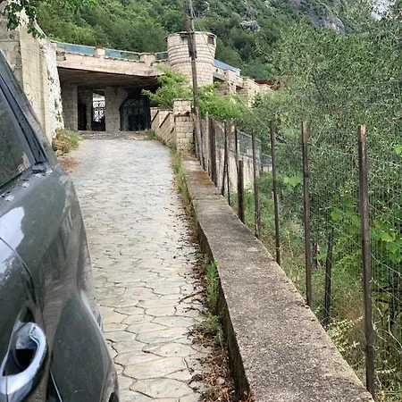Celaj “the Castle” Villa *