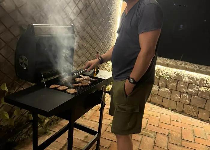 Villa Celaj “The Castle” Kruje