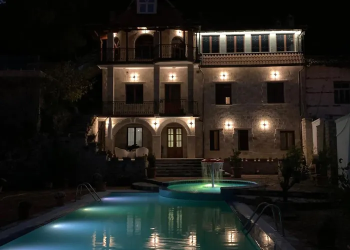 Celaj “the Castle” Willa