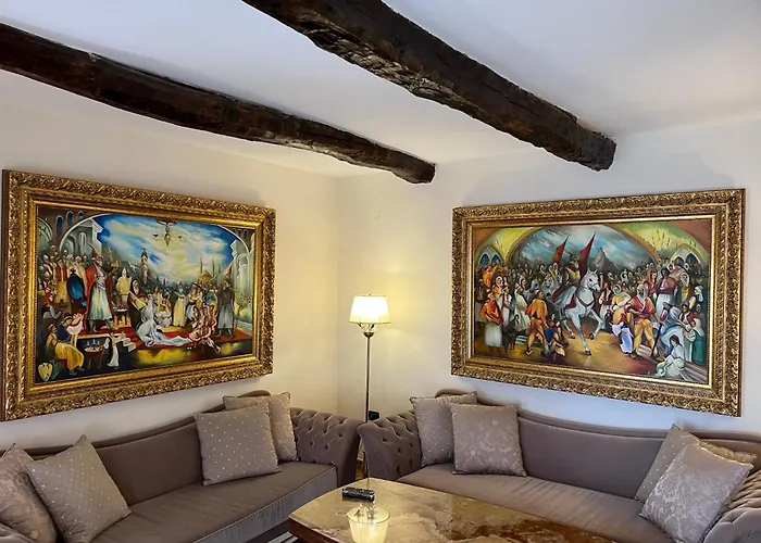 Willa Celaj “the Castle” Krujë